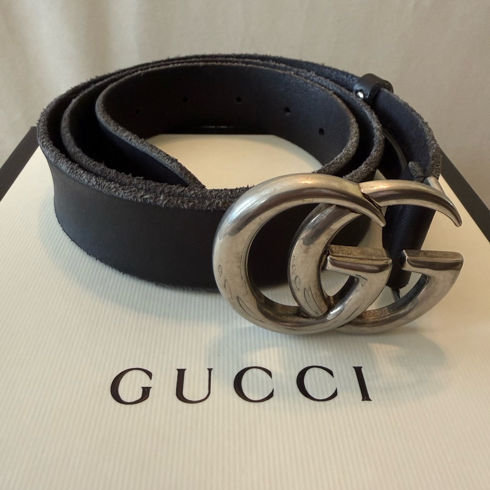 Gucci Women’s Black Leather Belt with Silver Buckle 85/84